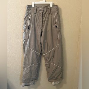 Womens Vintage Obermeyer hydroblock snow pants cream.
